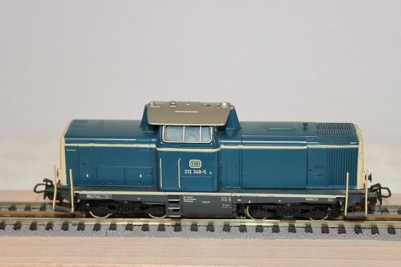 Märklin Modelleisenbahnen: Märklin DB Lok ( 566 ) – Gebraucht aus Kerzers von Winu64 1