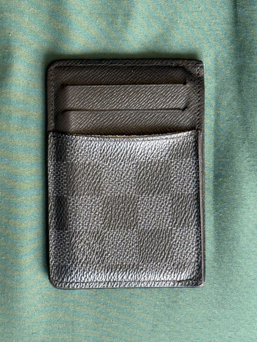 Louis Vuitton Portefeuilles: Louis Vuitton Kartenetui Damier Graphite gebraucht – D'occasion à Zürich par mangomaster