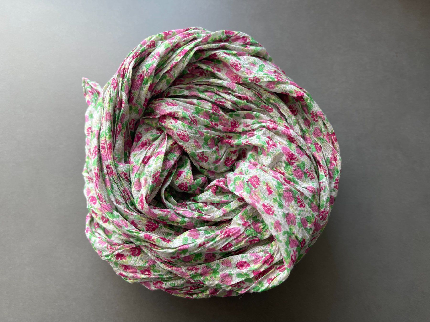 Foulard & Sciarpe: SCHAL IN DEN NEUEN FRÜHLINGSFARBEN – Nuovo e nell'imballaggio originale da Honau venduto da sainj 1