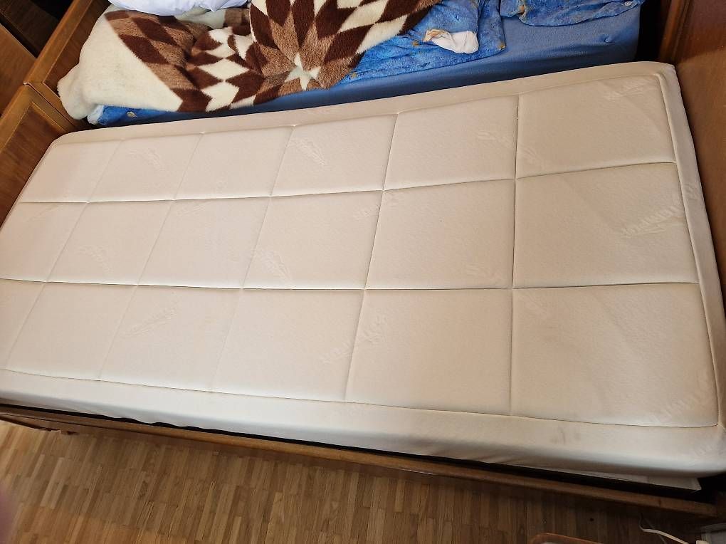 Materassi: Matelas Tempur 90×200 – Usato da Saignelégier venduto da julien2812