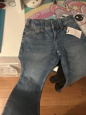 Jeans ZARA bambina NUOVI!