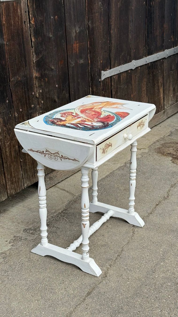Tavoli: Vintage Nähtischchen Shabby Chic Unikat – Usato da Zürich venduto da Eitscheidotnet 2