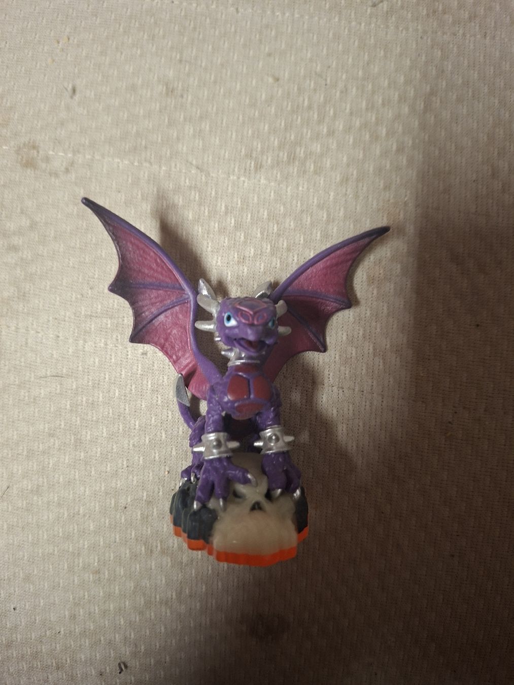 Nintendo Jeux: skylander figur – D'occasion à Alikon par e_w_lt5y