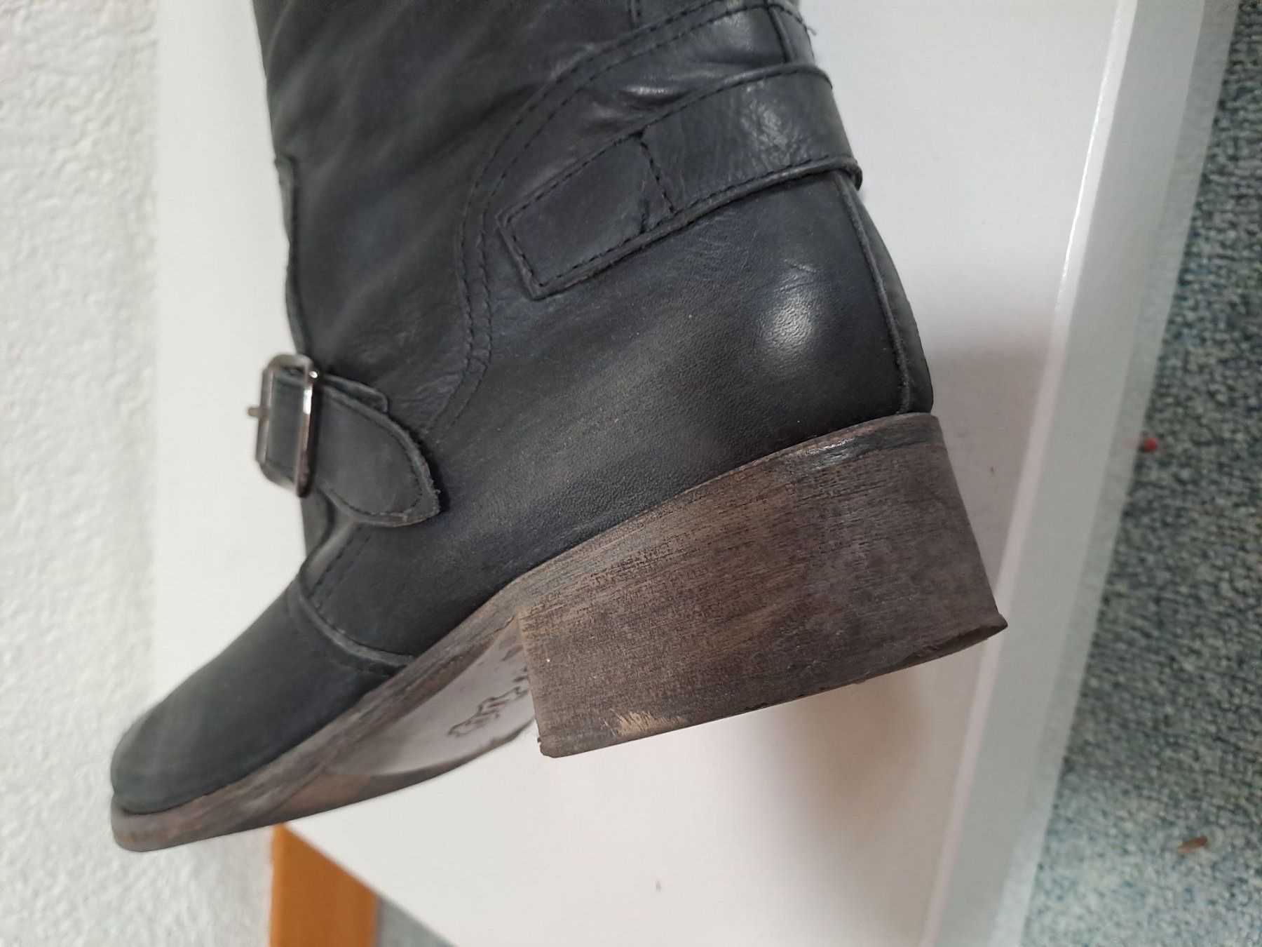 Damenschuhe: Hochwertiger Lederstiefel, NP 479.--, Gr. 38.5 – Gebraucht aus Frauenfeld von Andadaa 5
