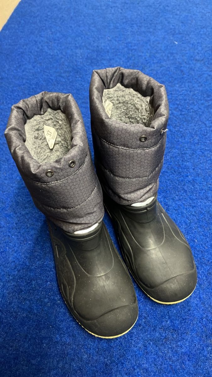 Scarpe per ragazzi: Winterstiefel – Usato da Frauenfeld venduto da Cat-