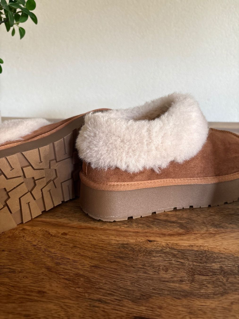 Dosenbach Scarpe da donna: Winterschuhe braun Grösse 39 neuwertig – Usato da Bad Zurzach venduto da tscharino 3