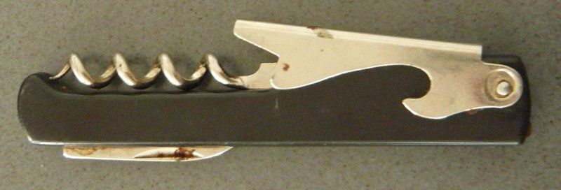 Coltelli tascabile: Sackmesser und Flaschenöffner – Usato da Ruggell venduto da Dolce9