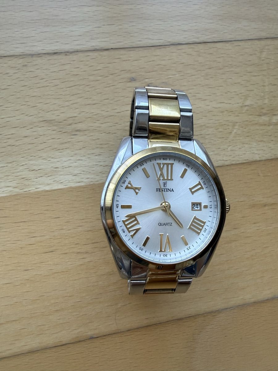 Festina Orologi: Festina Damenuhr – Usato da Bülach venduto da sawa22