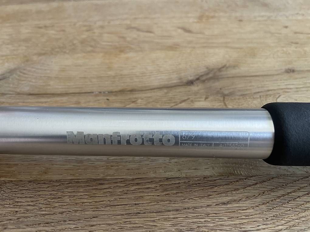 Manfrotto Treppiedi & Teste: Manfrotto 679 Monopod Silber – Usato da Basel venduto da Froeschli 3