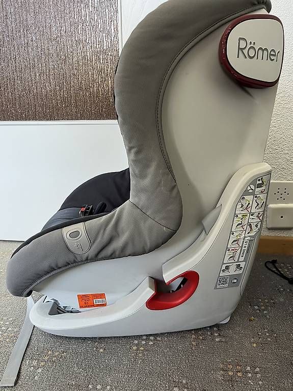 Seggiolini per auto: Kindersitz Römer King ll – Usato da Wenslingen venduto da Corrinella 1