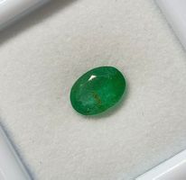 1x émeraude Zambie 7x5 mm (non traitée) - Valeur 198.- Fr