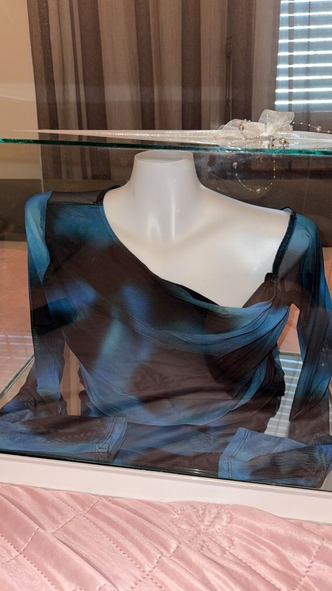 C&A Kleiderpakete: Top und Rock blau – Neu (gemäss Beschreibung) aus Buchs AG von era_5wsj