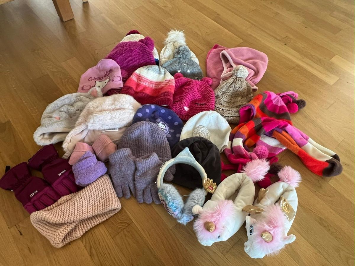 Lotti & Set di vestiti: Grosser Mädchen Kleiderpaket – Usato da Laupen BE venduto da CARLOS-HGT 5
