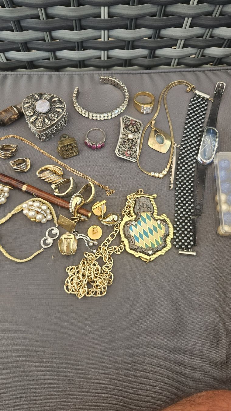 Sonstiger Schmuck: Lot Mode Schmuck  – Gebraucht aus Rickenbach b. Wil von nic_8ljr