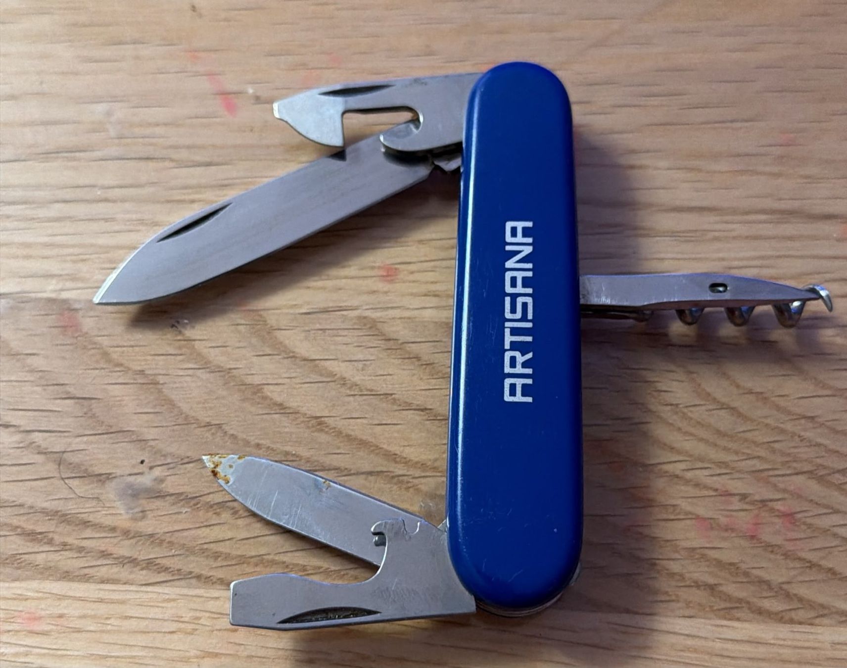 Victorinox Taschenmesser: VICTORINOX SACKMESSER ARTISANA – Gebraucht aus Zürich von Frei-Occasionen 2