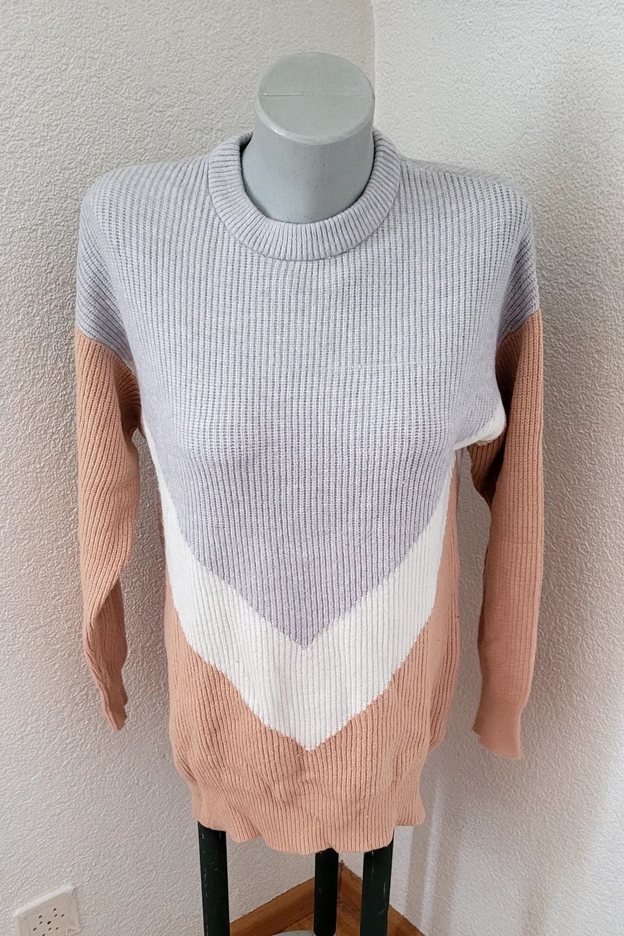 Maglioni & Felpe: Strick Pullover Gr. XS auch S – Usato da Füllinsdorf venduto da Sunnebliemli7