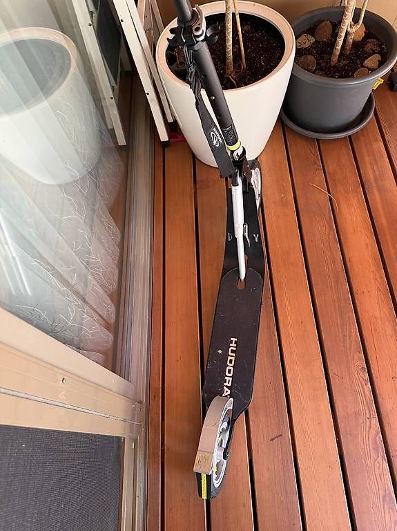 Kickboard: Trottinett HUDORA fast neu – Gebraucht aus Basel von svetlana010 1
