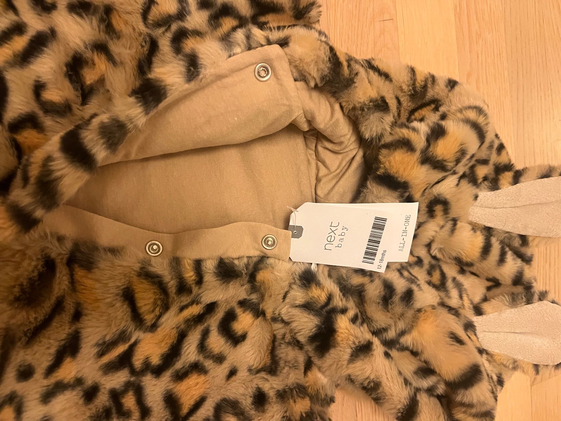 Tute: Overall Leopard Faux Fur NEU – Nuovo e nell'imballaggio originale da Oberglatt ZH venduto da Sale12 1