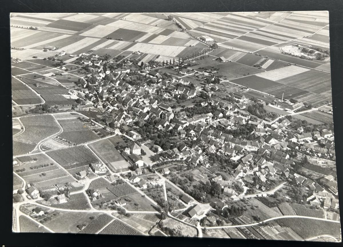 Cartoline postali: Flugaufnahme Hallau SH – Usato da Horw venduto da Tellbub