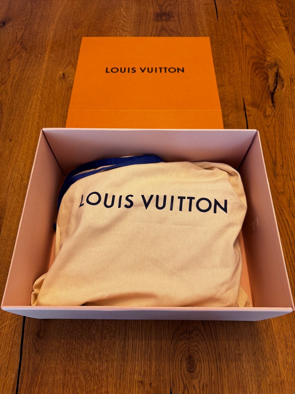 Louis Vuitton Borse da donna: Louis Vuitton Coussin PM Tasche – Nuovo (secondo la descrizione) da Sissach venduto da Da.Do.ch 8