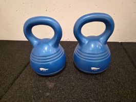 2x Kettlebells 5.0KG blau guter Zustand