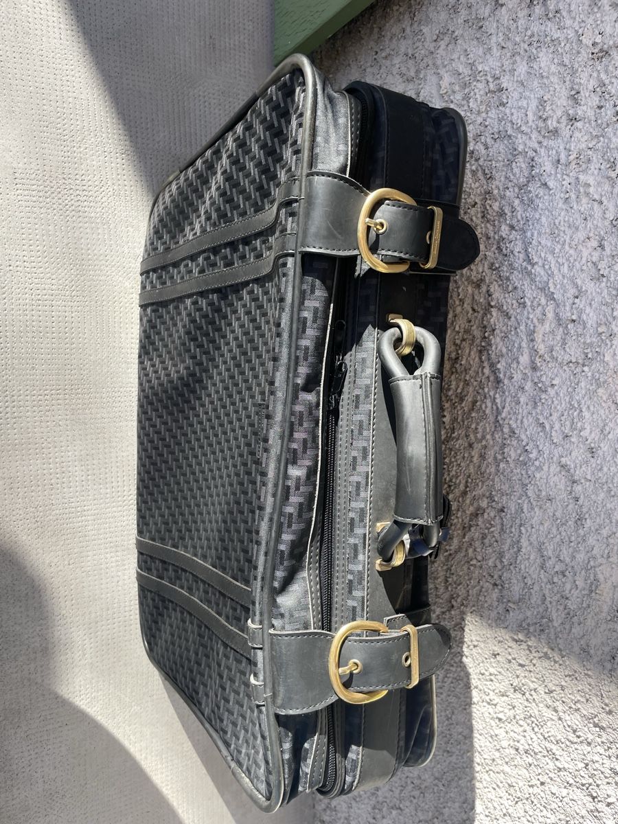 Valigie: Valise – Usato da Denges venduto da jad_s7kr 1