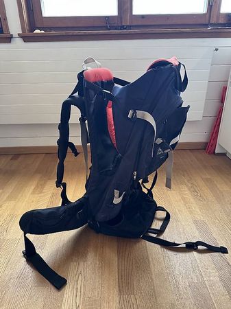 Macpac Kindertragerucksack