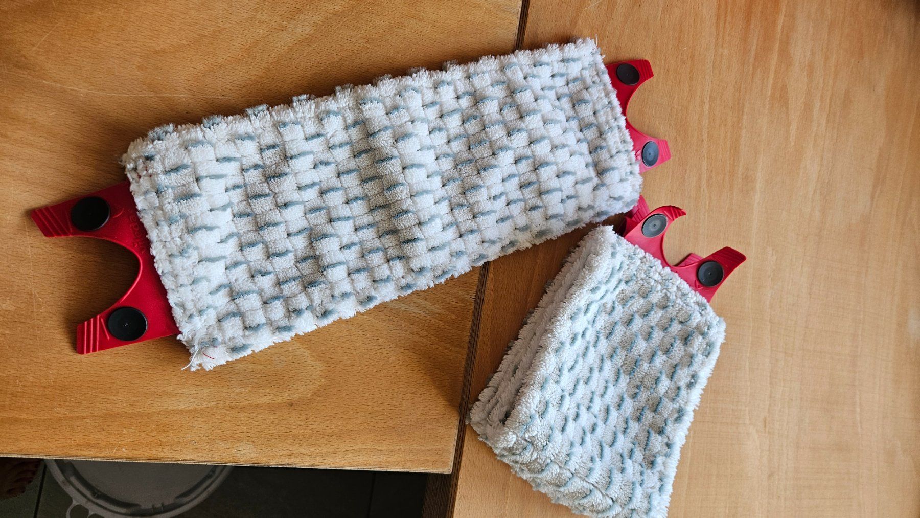 Autres articles pour la maison: Vileda Wischsystem Eimer mit Stiel und Wischkopf – D'occasion à Schmitten FR par ElianeMoullet 6