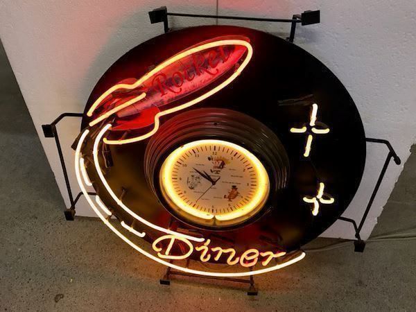 Foto & Immagini: Diner Neon Bild – Usato da Konolfingen venduto da Smond 2