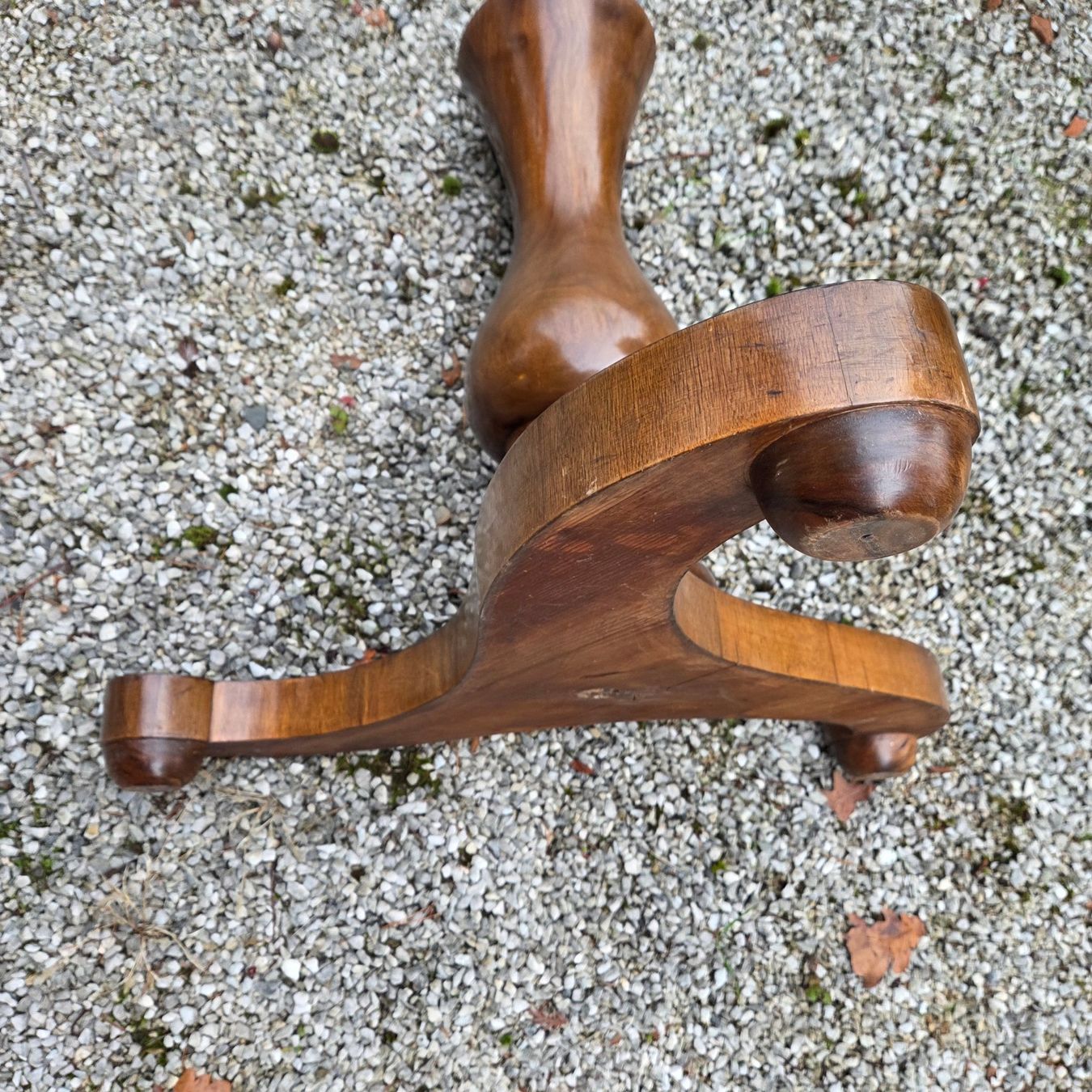 Tavoli: Table ancienne ronde 65h 75 diametre – Usato da Conches venduto da mrp_qpt5 2