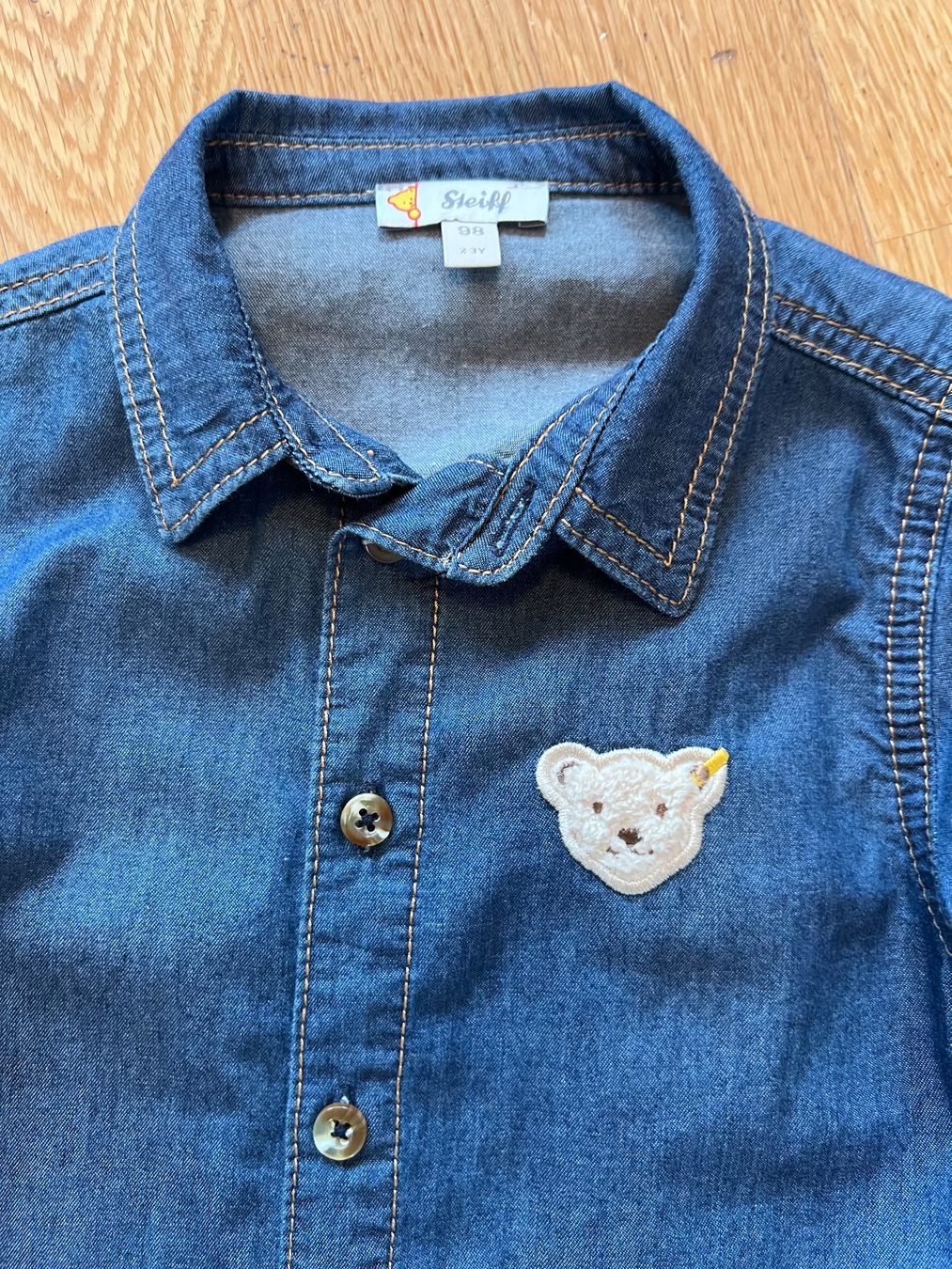 Steiff Camicie, T-shirt & Polo: Steiff Jeanshemd Jungen Gr. 98 – Usato da Bern venduto da Salutbern