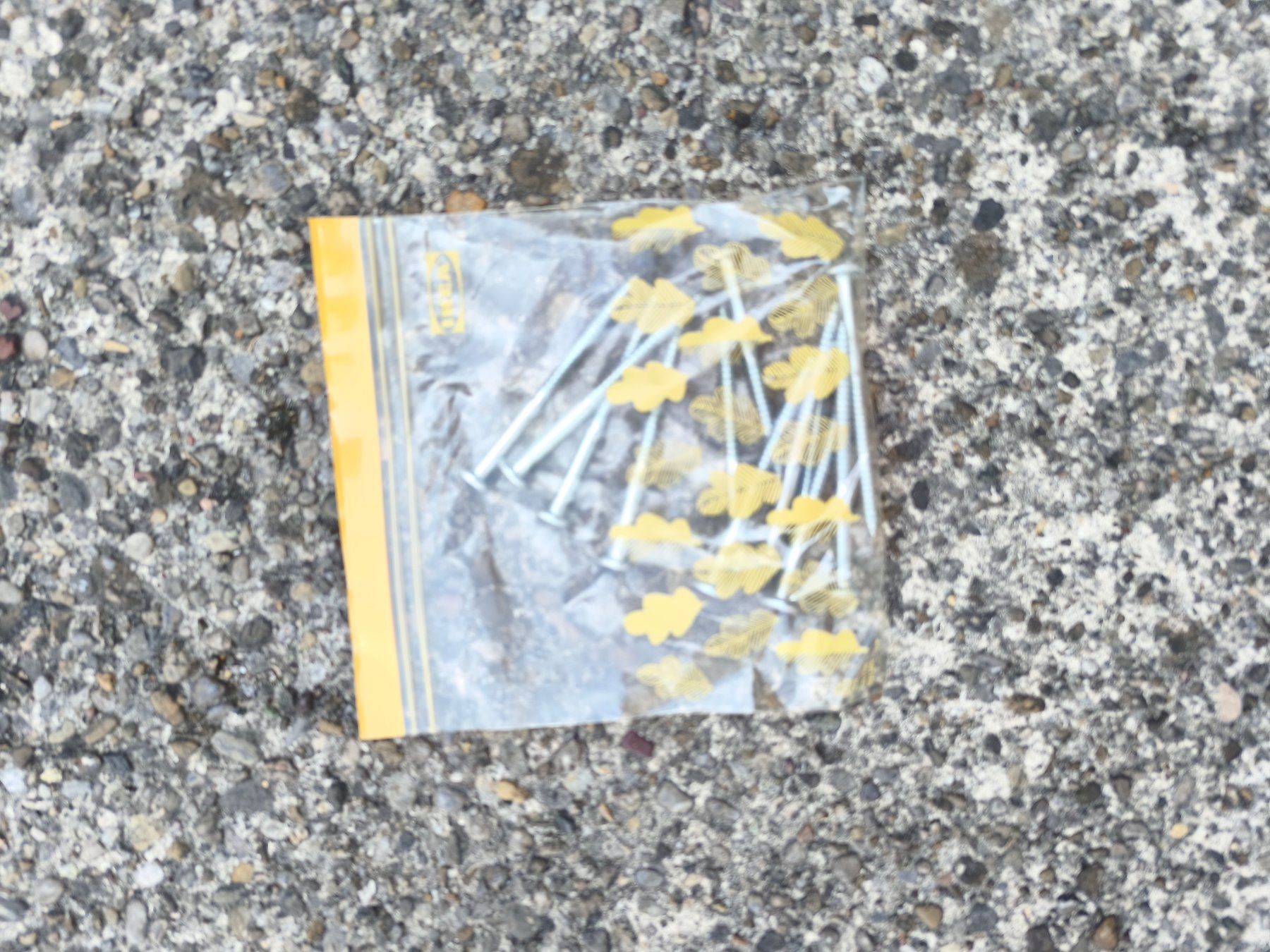 Letti: Halbhochbett weiss mit Maserung – Usato da Bettwiesen venduto da brisan 6