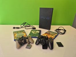 PS2 SCPH-39004 + 2 Controller + 3 Games
