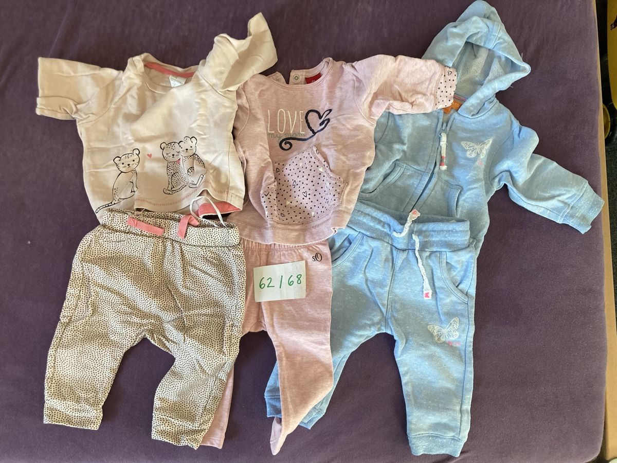 Lotti & Set di vestiti: Kleiderpaket Grösse 62/68 Mädchen – Usato da Wiler b.Utzenstorf venduto da Verkauf333 1