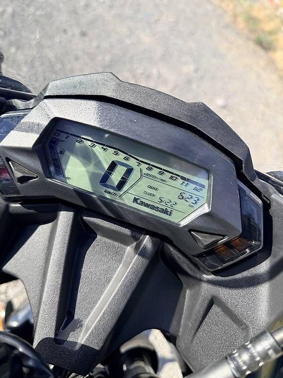 Strada: KAWASAKI NINJA 125 – Usato da Fahrwangen venduto da kry_5kbd 4