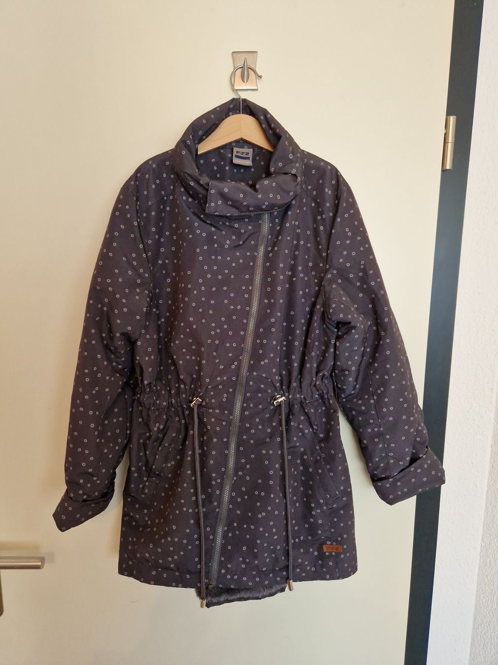 Giacche & Cappotti: Übergangsjacke Mädchen Grösse 152/158 – Usato da Trachslau venduto da schumannmario