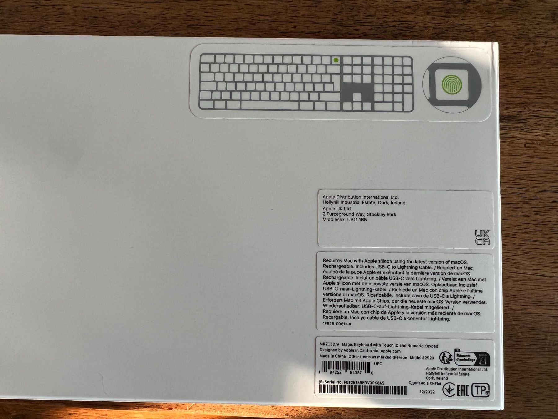Apple Tastaturen: Magic Keyboard with Touch ID, Apple – Neu (gemäss Beschreibung) aus Henggart von  2