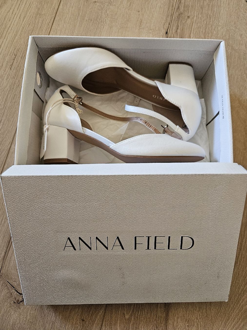 Scarpe da donna: Brautschuhe – Nuovo e nell'imballaggio originale da Hermetschwil-Staffeln venduto da Tamara1008 3