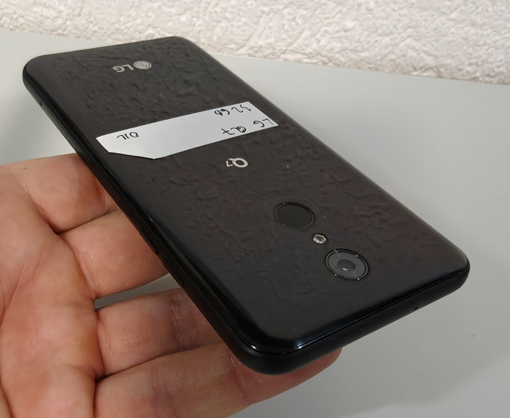 LG Telefoni cellulari / Smartphones: LG Q7 – Usato da Ehrendingen venduto da Rocky985 4