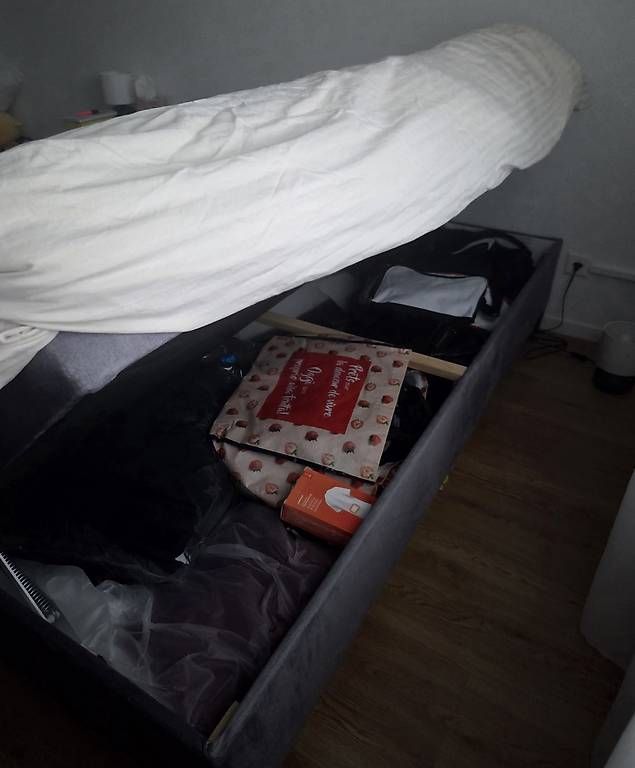 Letti: Boxspringbett Adel 160×200cm – Usato da Holziken venduto da m_t_lgh8 2