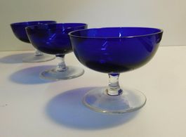 Neue Fundschätze Dessertschalen 3 x Kristall Schalen   7 cm