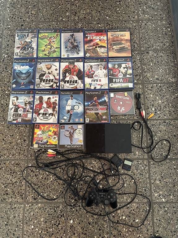 Sony Consoles: Ps2 + games – D'occasion à Moosseedorf par dav_666f