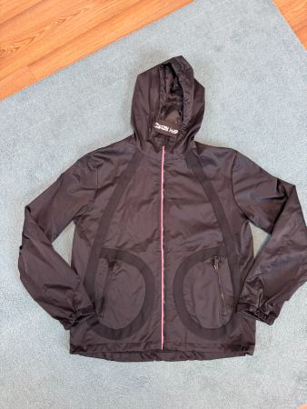 6pm Tech Windbeaker Jacket schwarz Grösse L Neu ungetragen