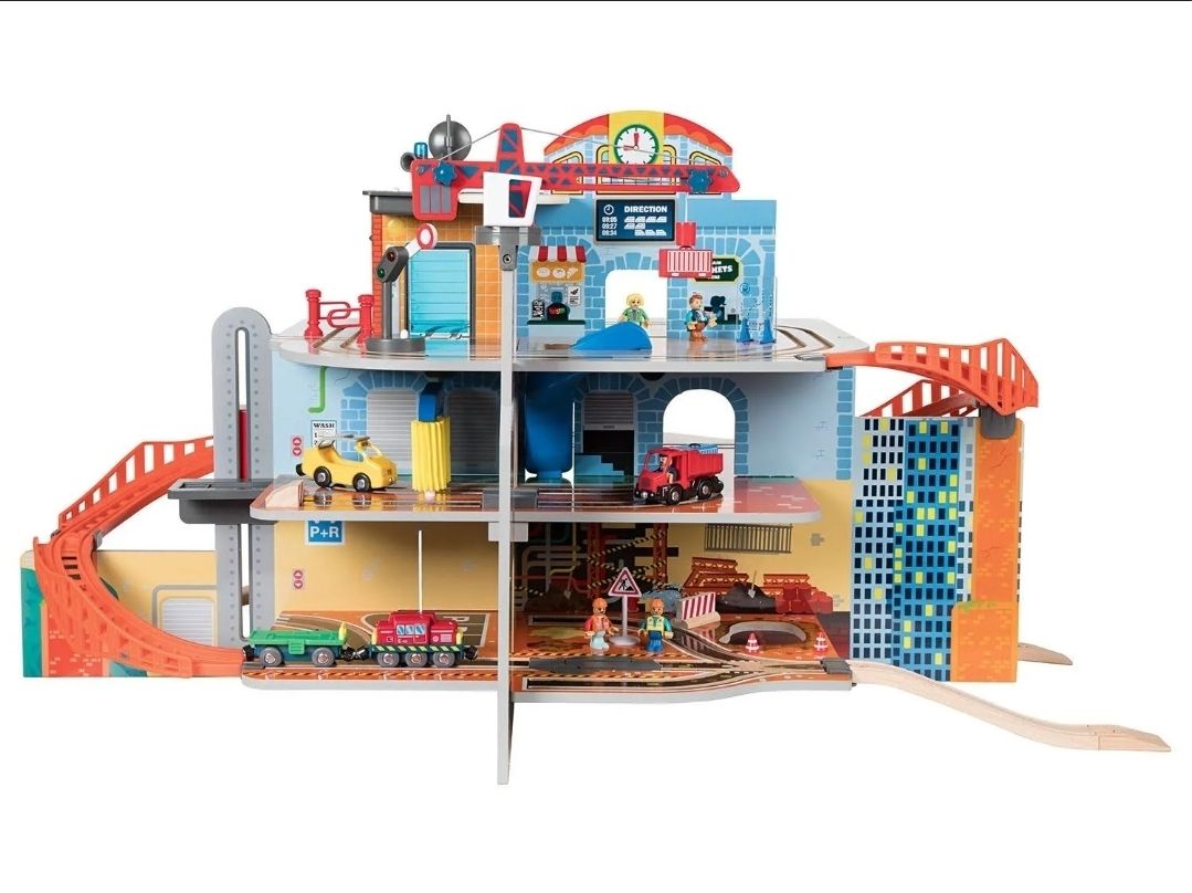 Giocattoli: Playtive XXL Hauptbahnhof – Usato da Rombach venduto da Malivo 1