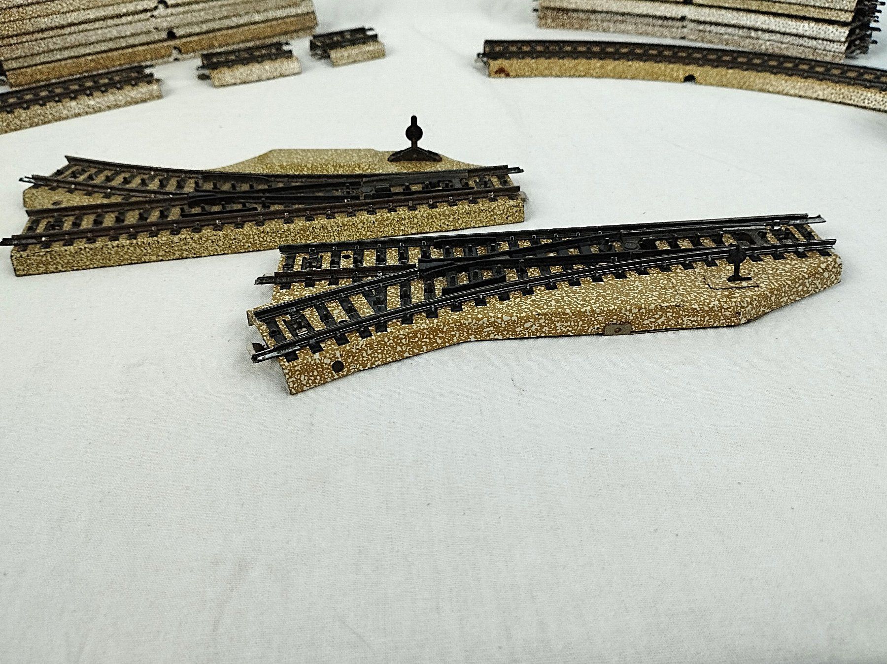 Märklin Modelleisenbahnen: MÄRKLIN H0 Geleise-Set – Gebraucht aus Schübelbach von Restwert_Schubelbach 7