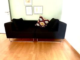 Cairo 2-er Sofa, Anthrazit, Filz mit Chromstahl Fuss