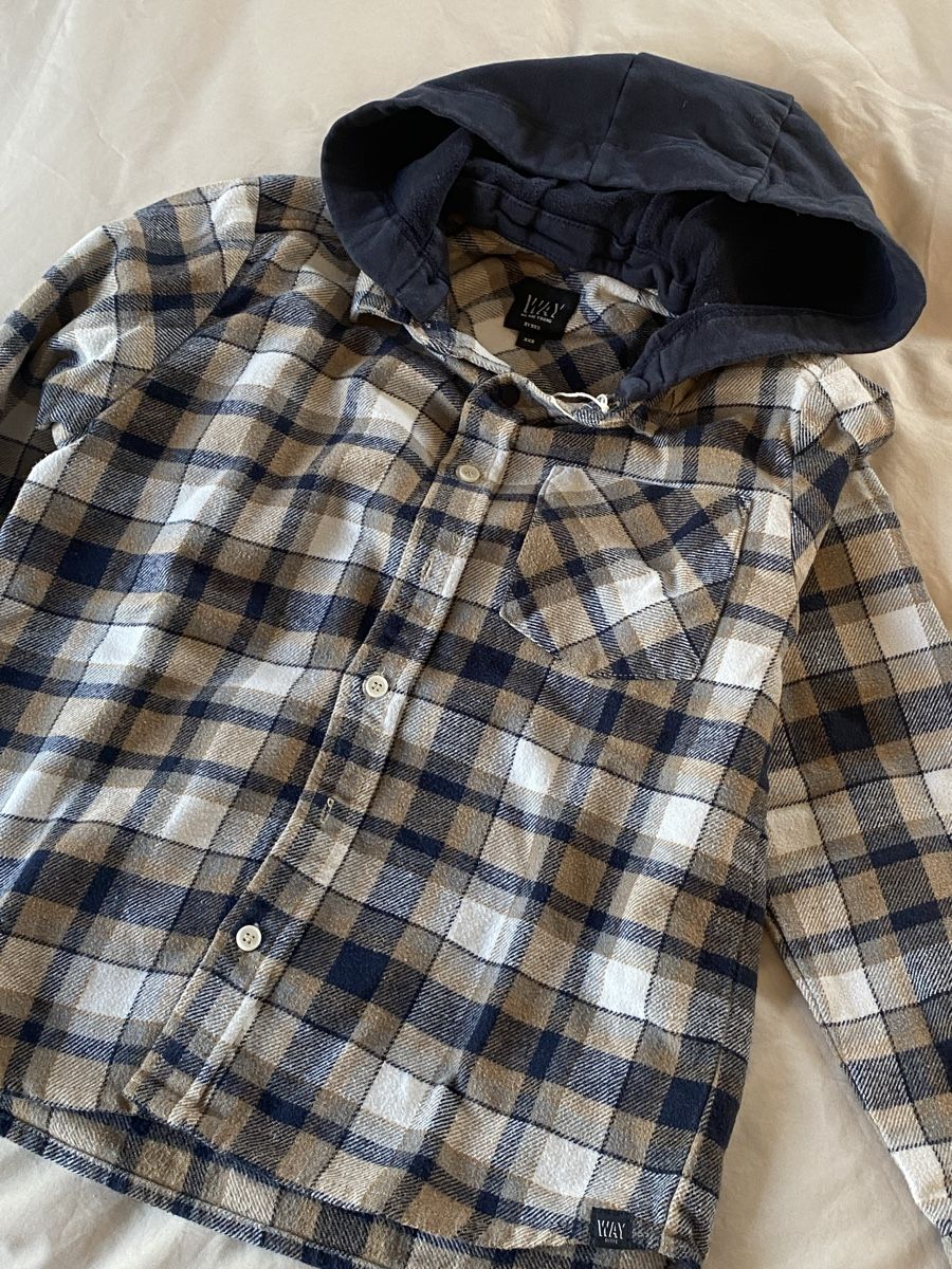Hemden, T-Shirts & Polos: Blouse with hoody (removable) – Gebraucht aus Reinach BL von stutkir