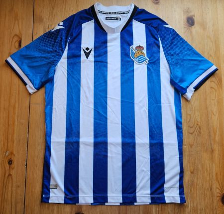 Real Sociedad San Sebastián Trikot Macron NEU Gr. M Spanien