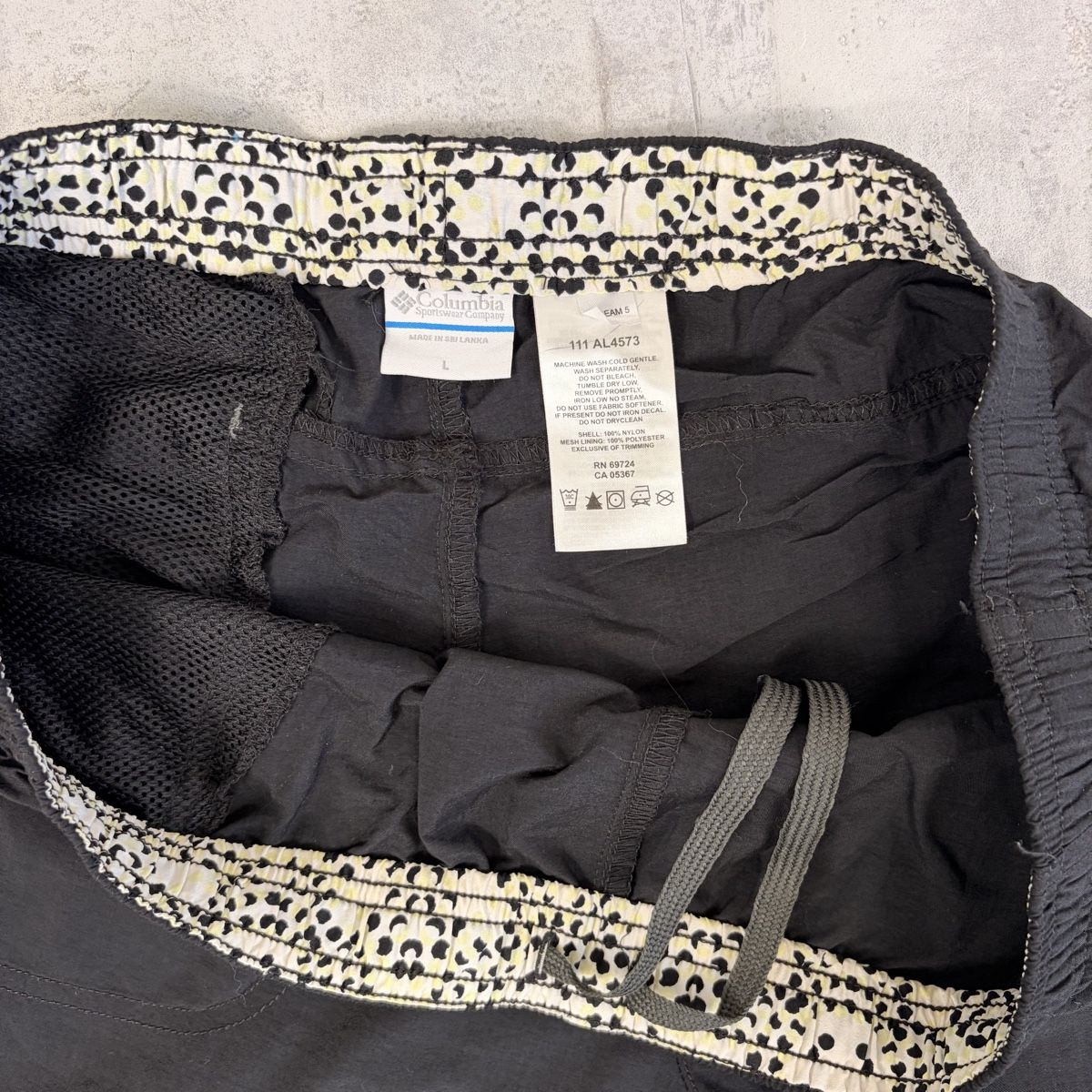 Columbia Pantaloni: Shorts Columbia noir - Taille L – Nuovo (secondo la descrizione) da Neuchâtel venduto da aliceguins 2