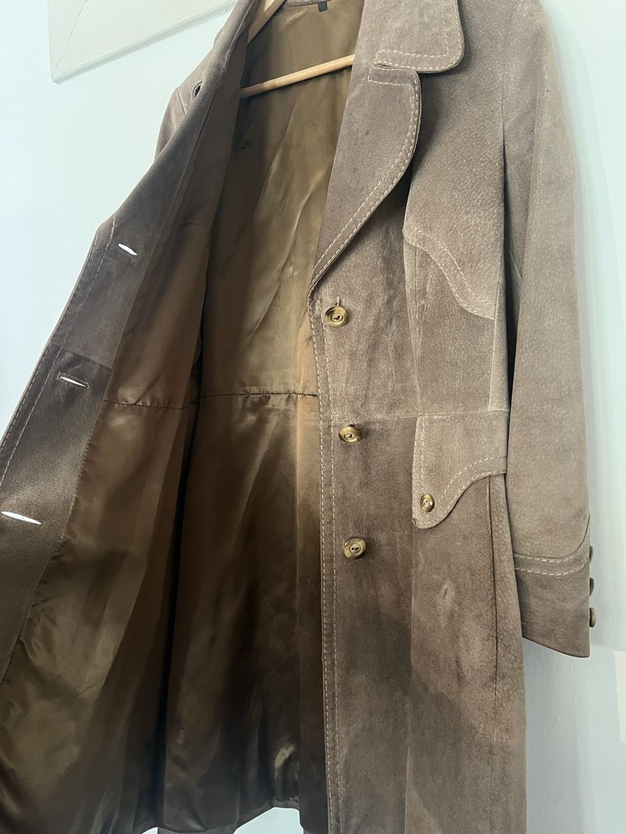 Cappotti: Brauner Vintage Wildleder-Mantel, Grösse M – Usato da Basel venduto da evaelette 5